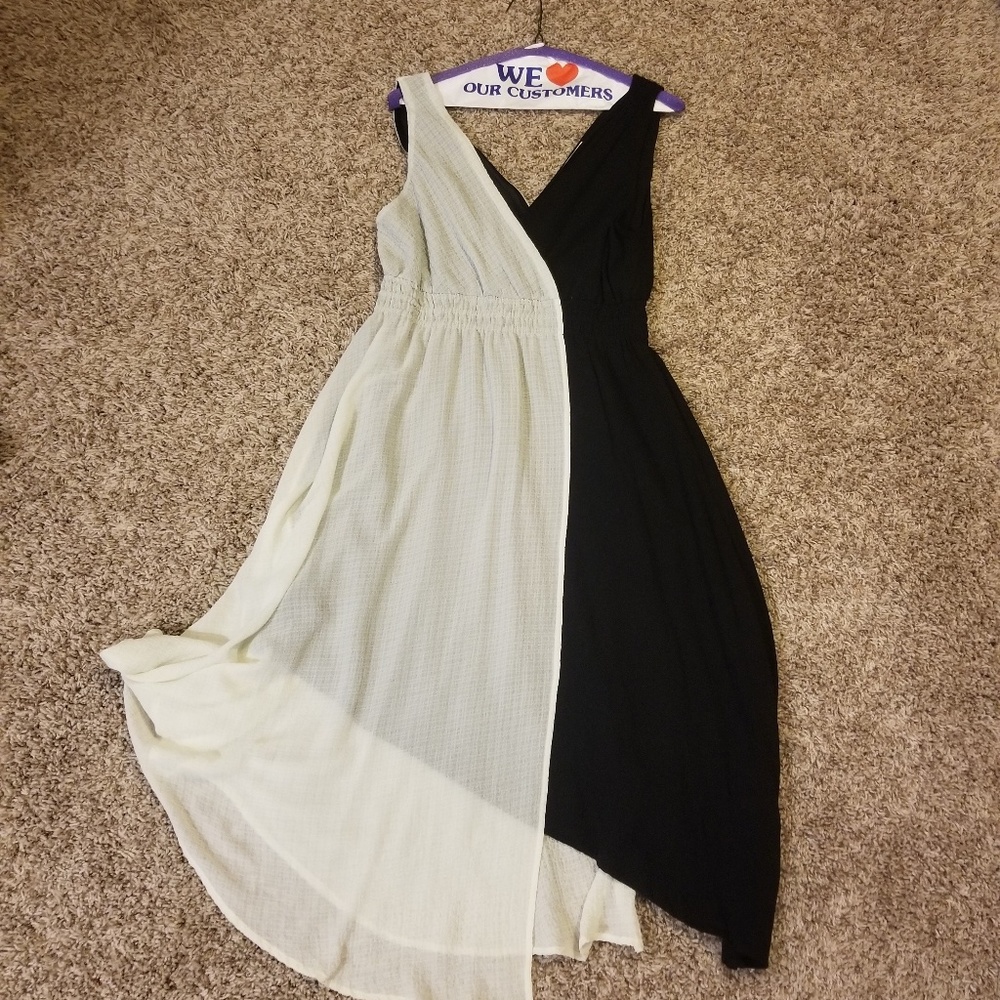 Gilli Colorblock dress